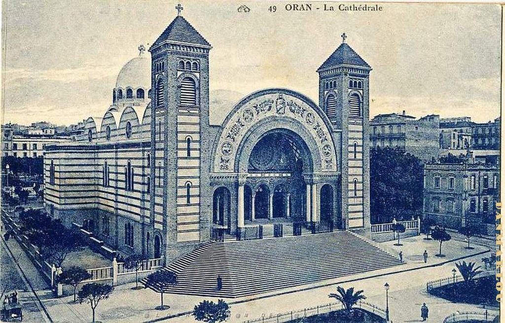 CA b- 013- Cathedrale .JPG